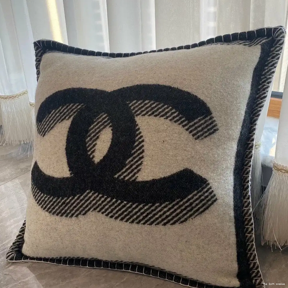 WOOL PILLOW 2.0 THROW COCO 0602